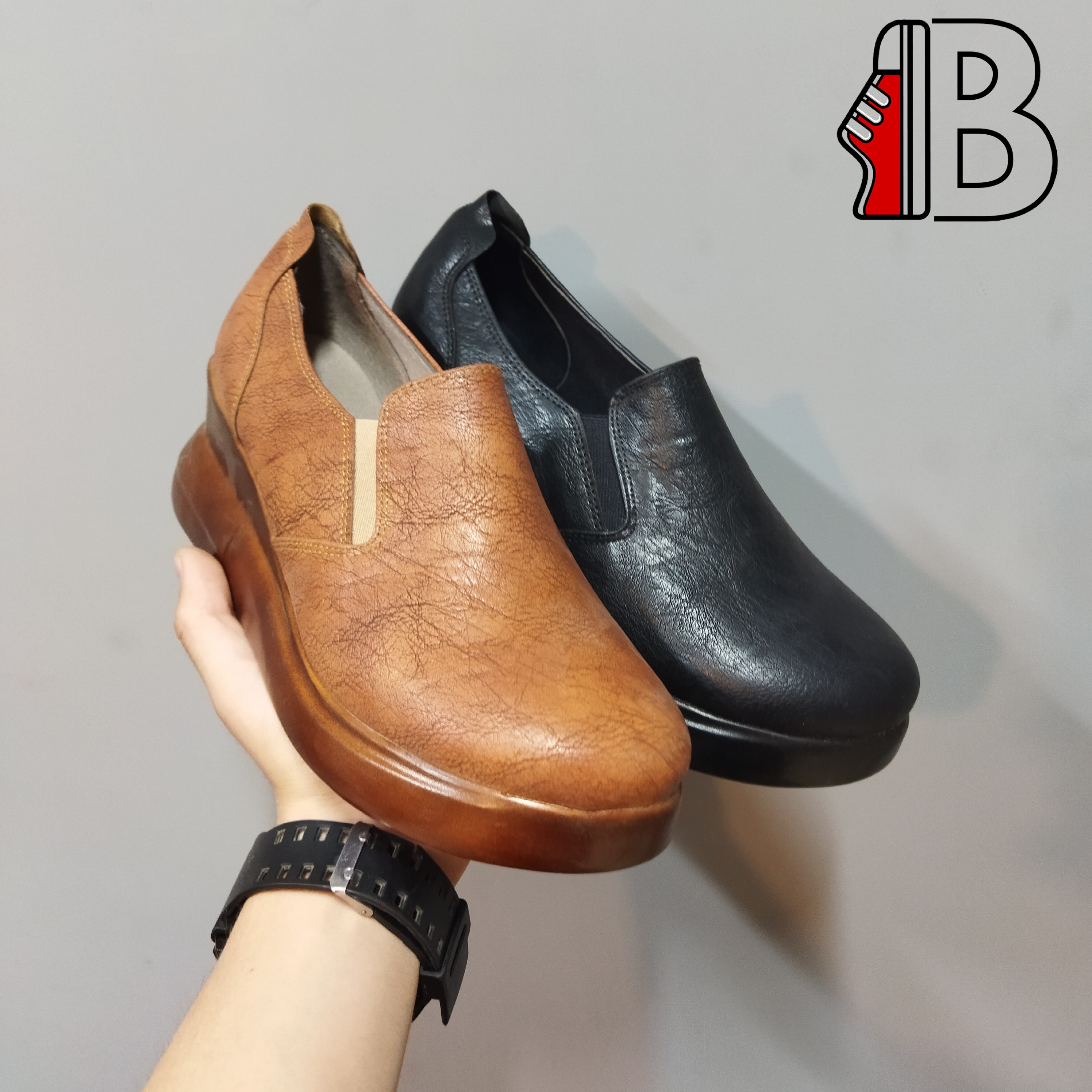 کفش طبی چرمی لژدار زنانه  رنگ مشکی 