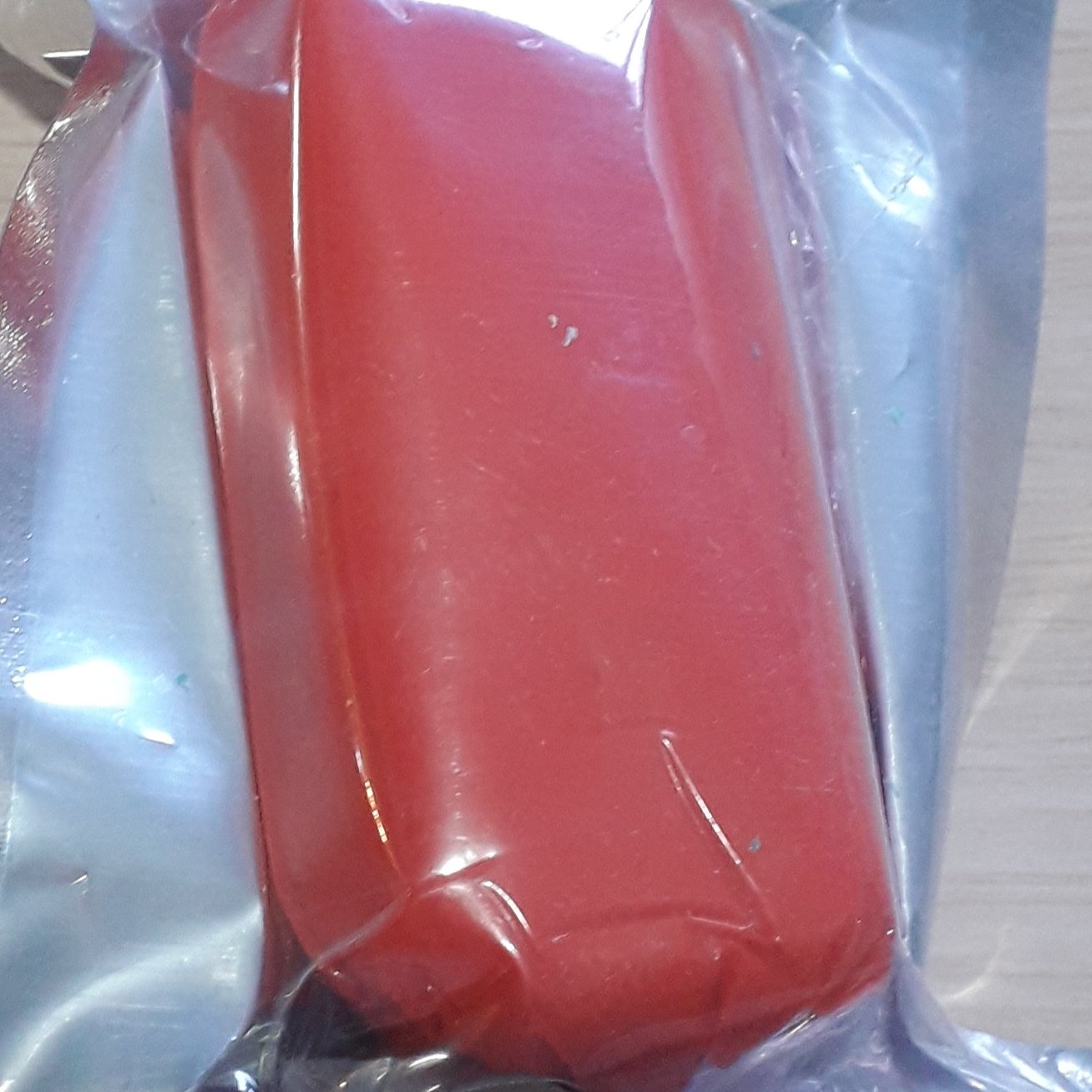 خمیر مجسمه سازی گل چینی قرمز (100گرمی)