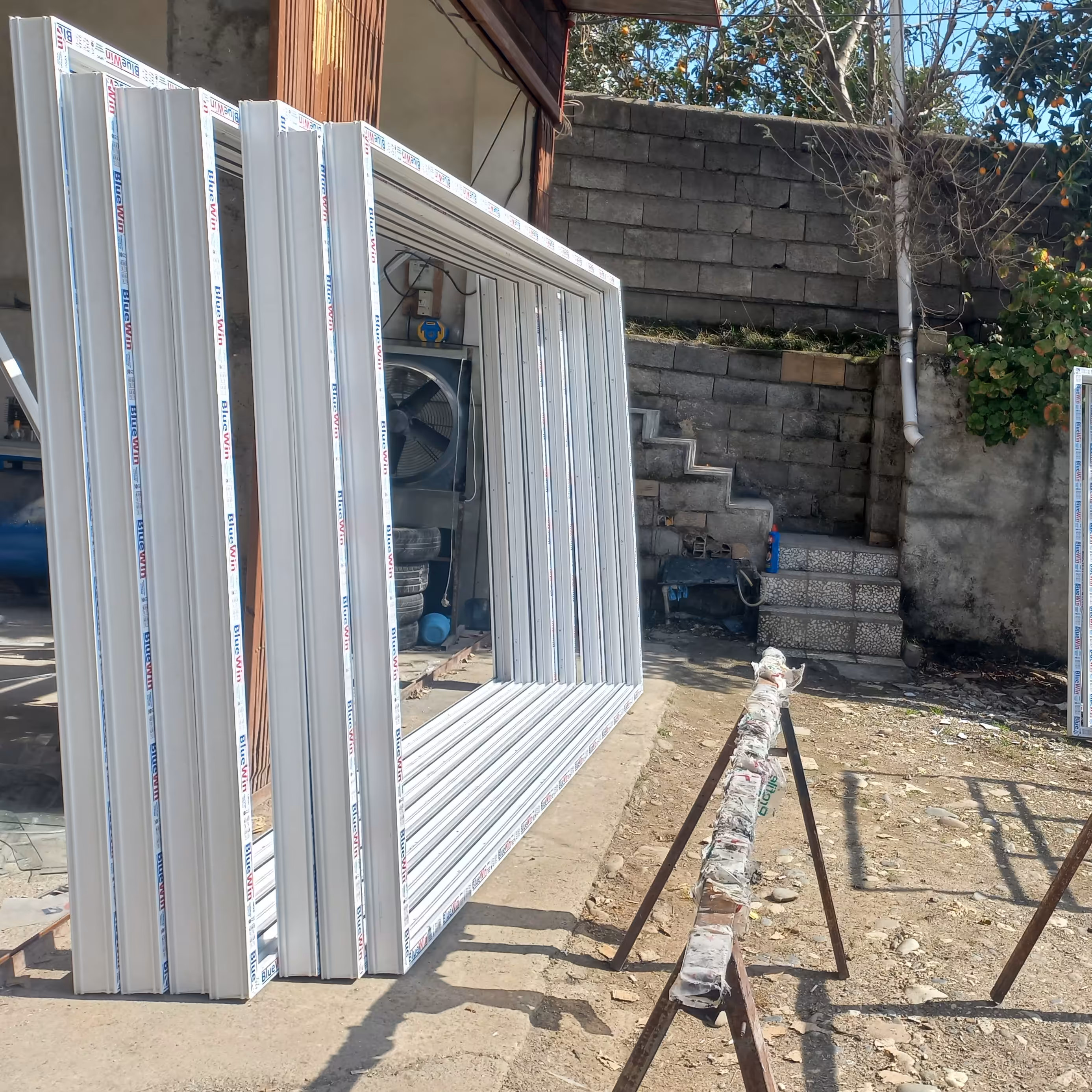 درب وپنجره دوجداره upvc 