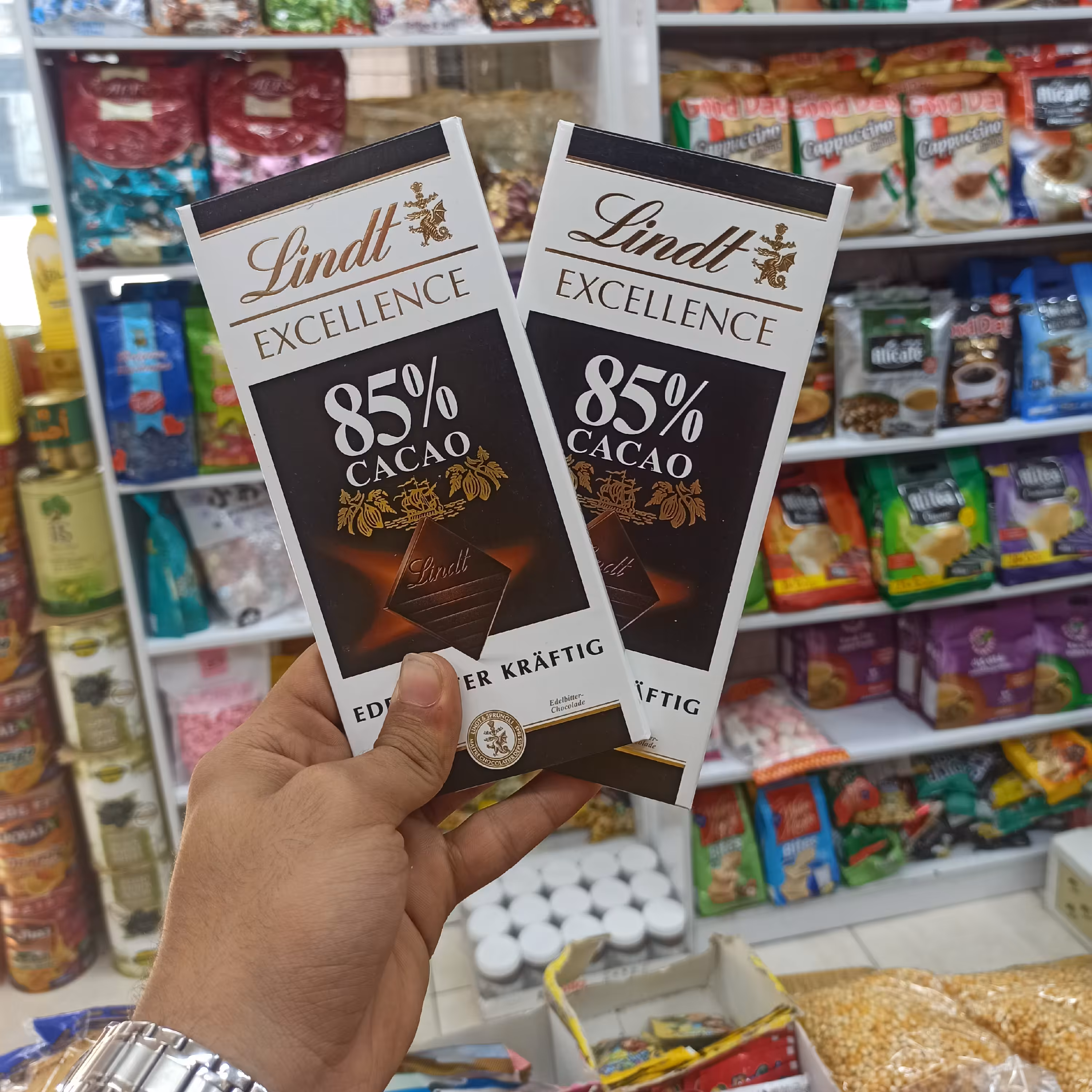 شکلات تخته ای تلخ لینت