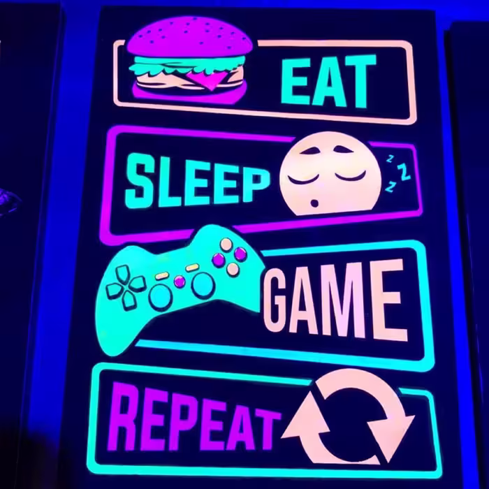 تابلو بلک لایت با طرح بازی 2 سایز 15 در 20 سانتی متر Blacklight Game