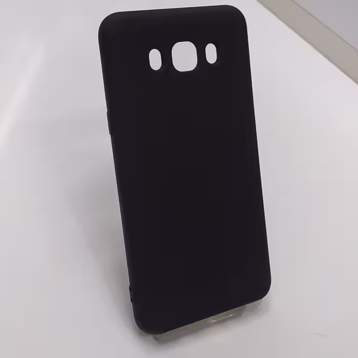 کاور گوشی سامسونگ j710  جنس پلاستیک مقاوم در برابر ضربه 