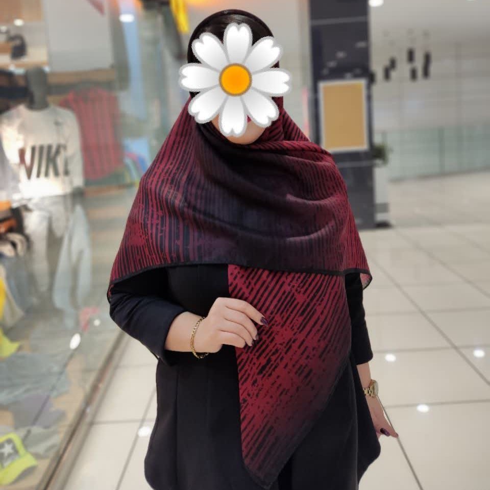 روسری قواره دار سوپر نخ گارزا دور دست دوز