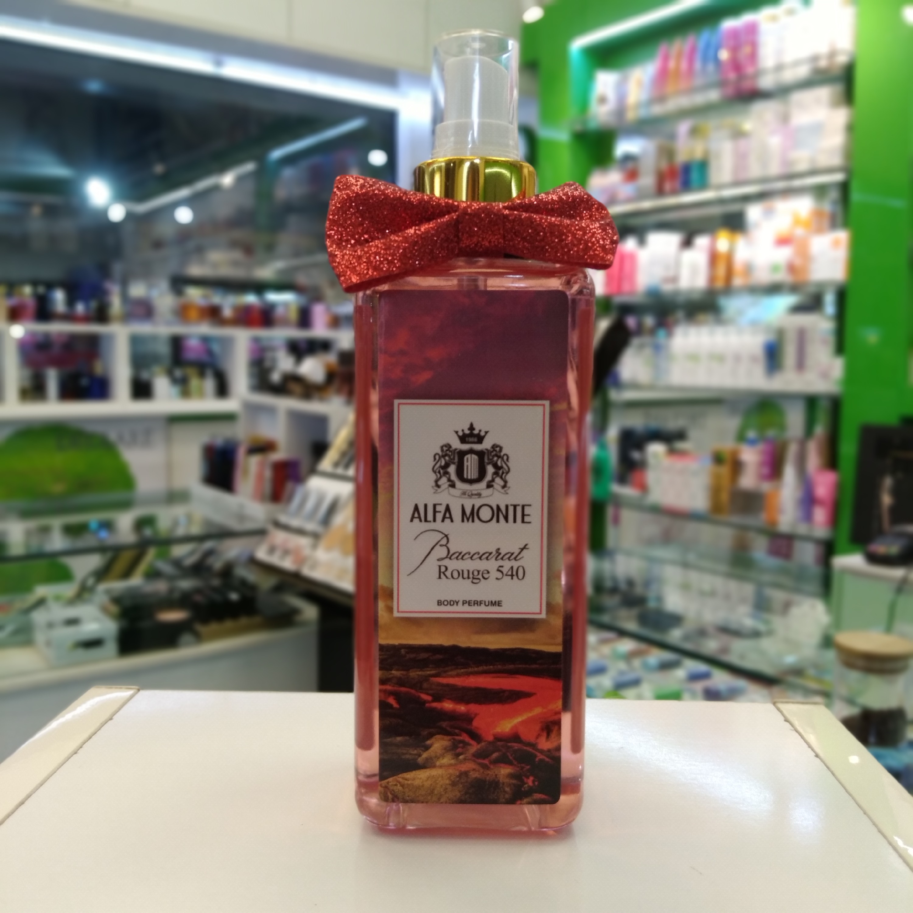 بادی اسپلش آلفا مونته رایحه باکارات رژ  حجم 260 میل Alfa Monte