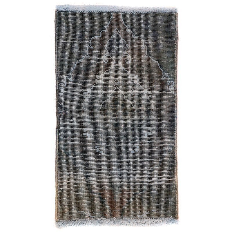 فرش دستبافت رنگ شده نیم متری مدل  وینتج کد  4101117