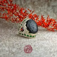 انگشتر عقیق جزع یمن مدل سپهسالار ی هنر دست حکاکی  با امضاء خادم رکاب نقره با عیار 925 مخراج کاری خاص 