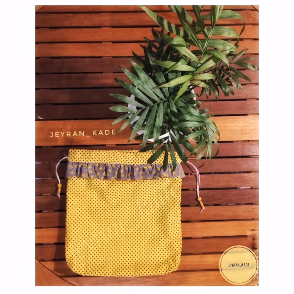 کیسه سبزی لایی دوزی شده و آبگیر بارنگ سال طوسی و زرد مخصوص بانوان باسلیقه