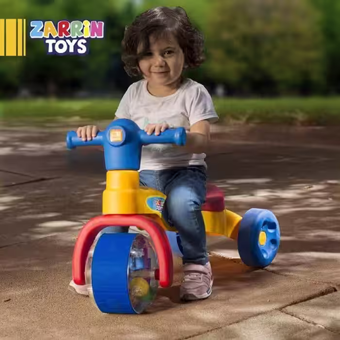 سه چرخه چراغدار زرین