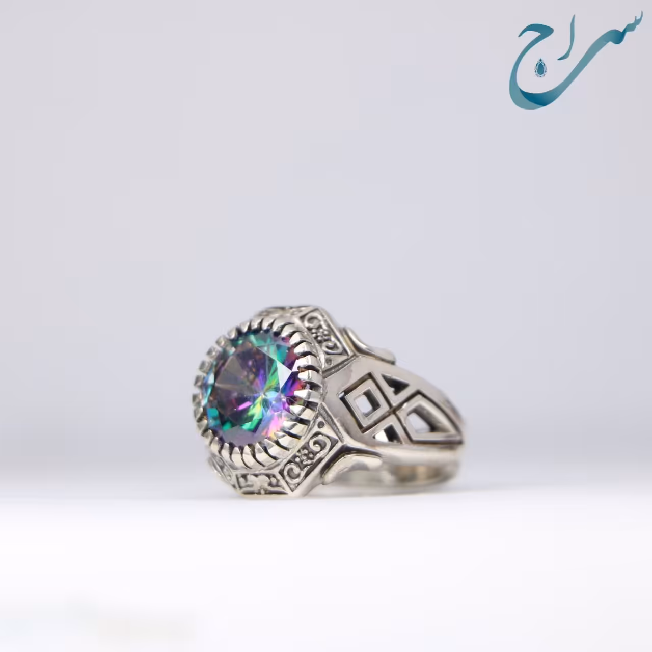 انگشتر جواهری توپاز هفت رنگ(سنتاتیک)