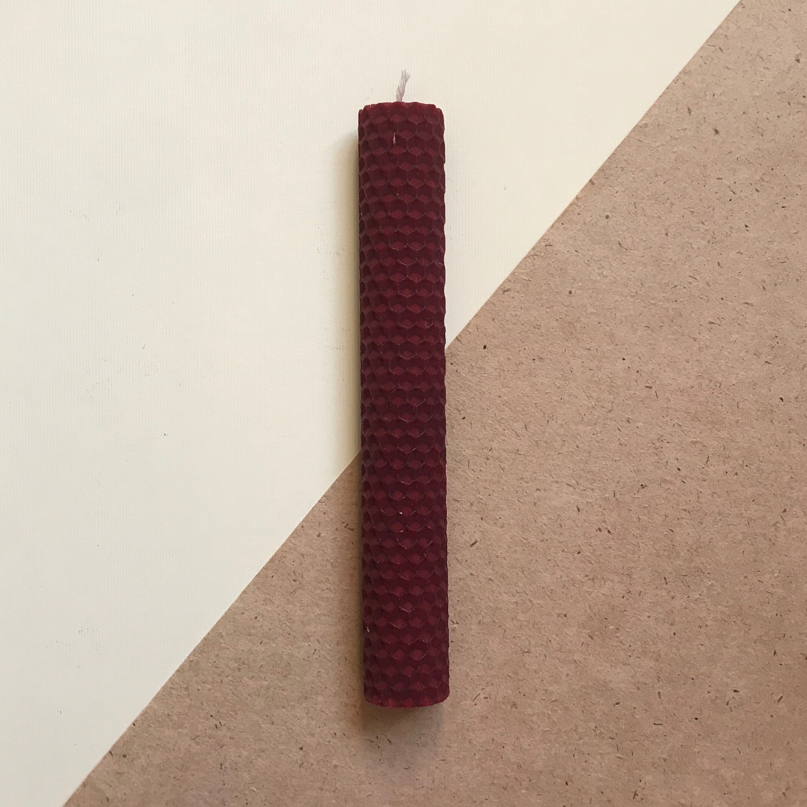 شمع موم عسل طبیعی رنگ زرشکی