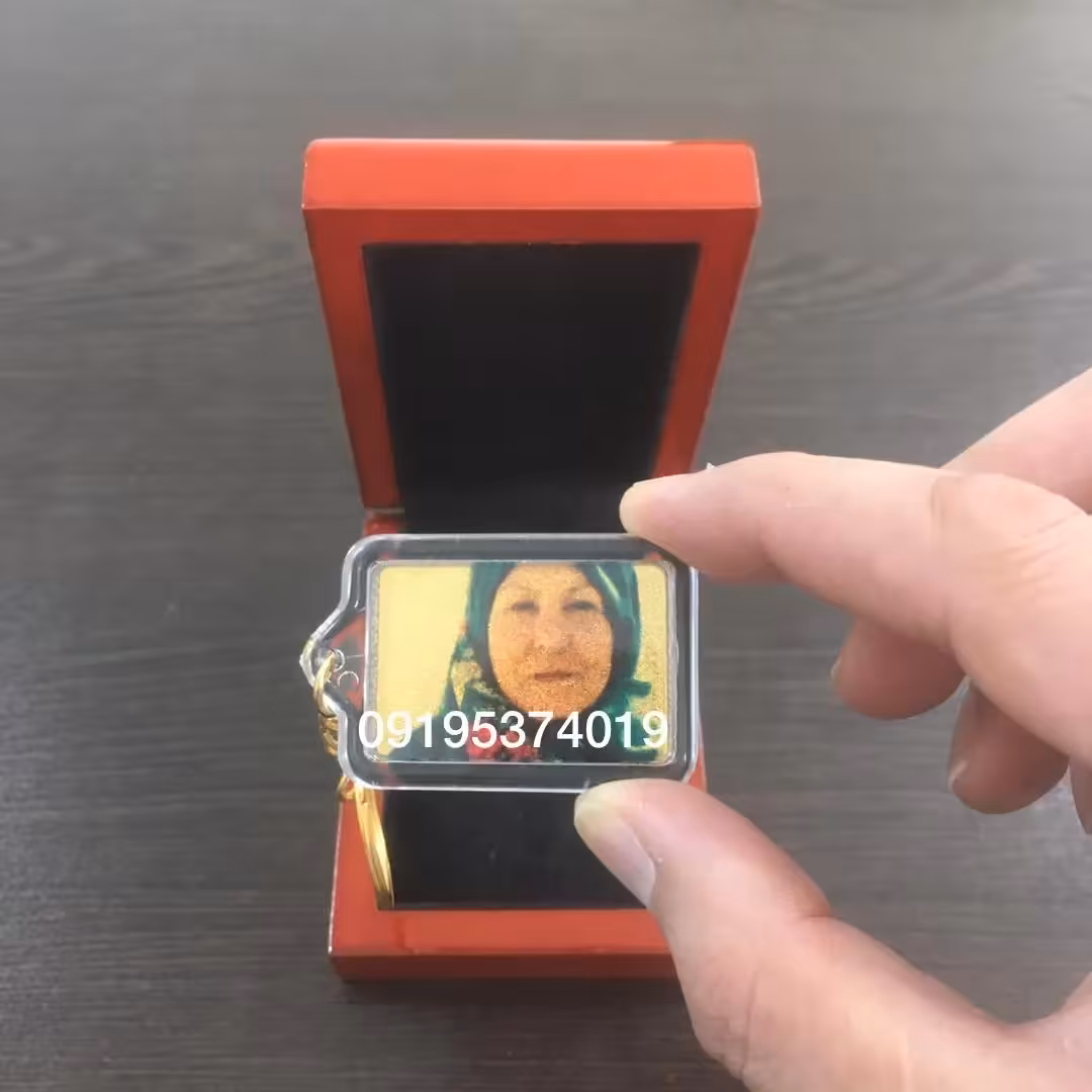 جاسوئیچی روکش طلا(سفارشی) با جعبه و شناسنامه 