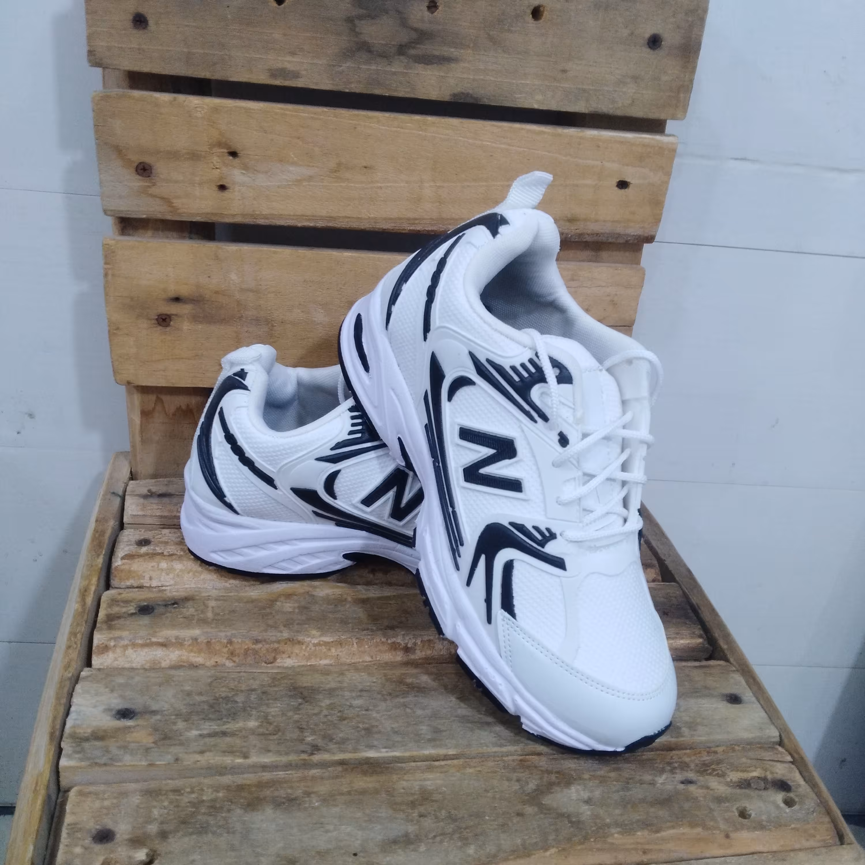 مردانه نیوبالانس