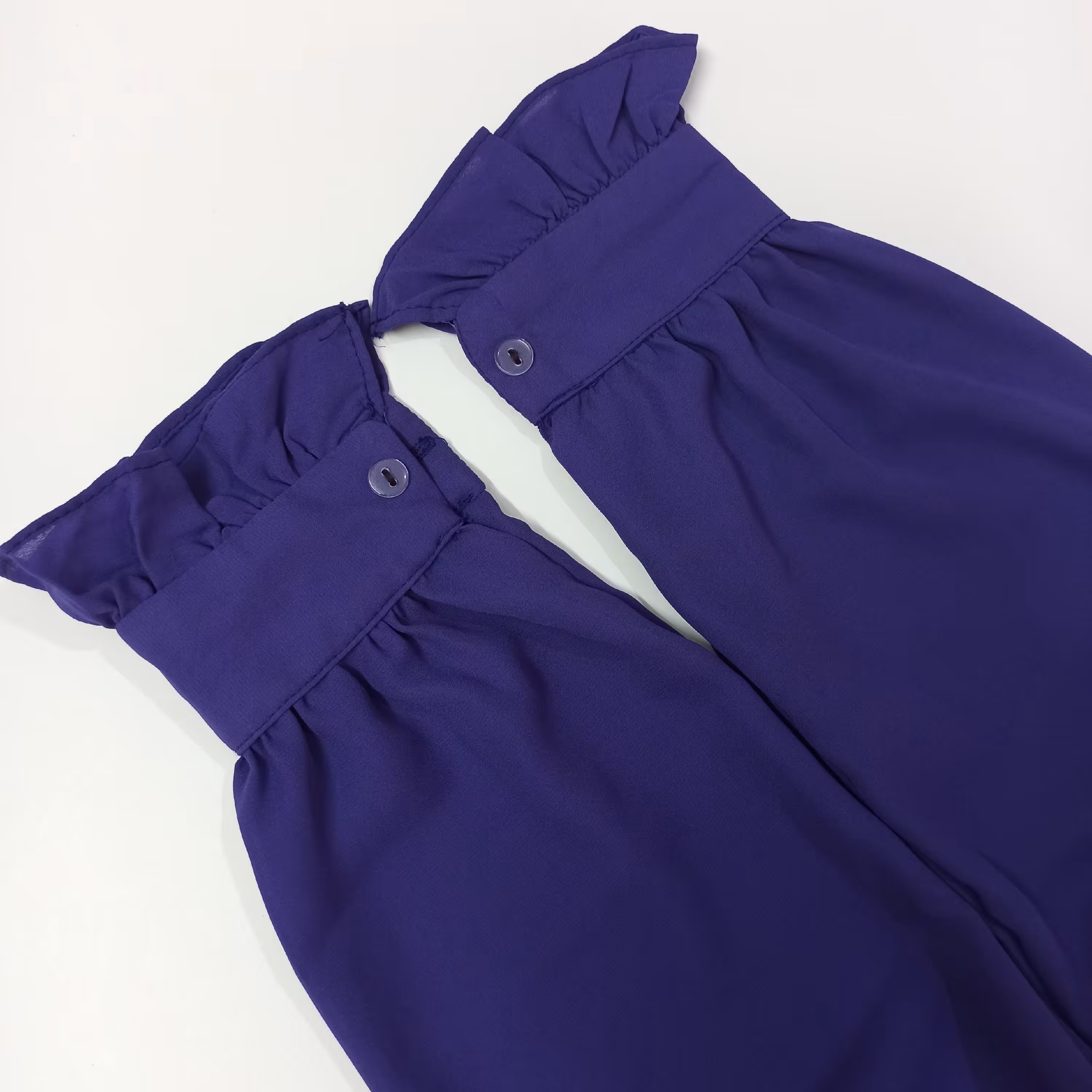 ساق دست شومیزی چیندار کرپ حریر رنگ آبی بنفش چین پایین