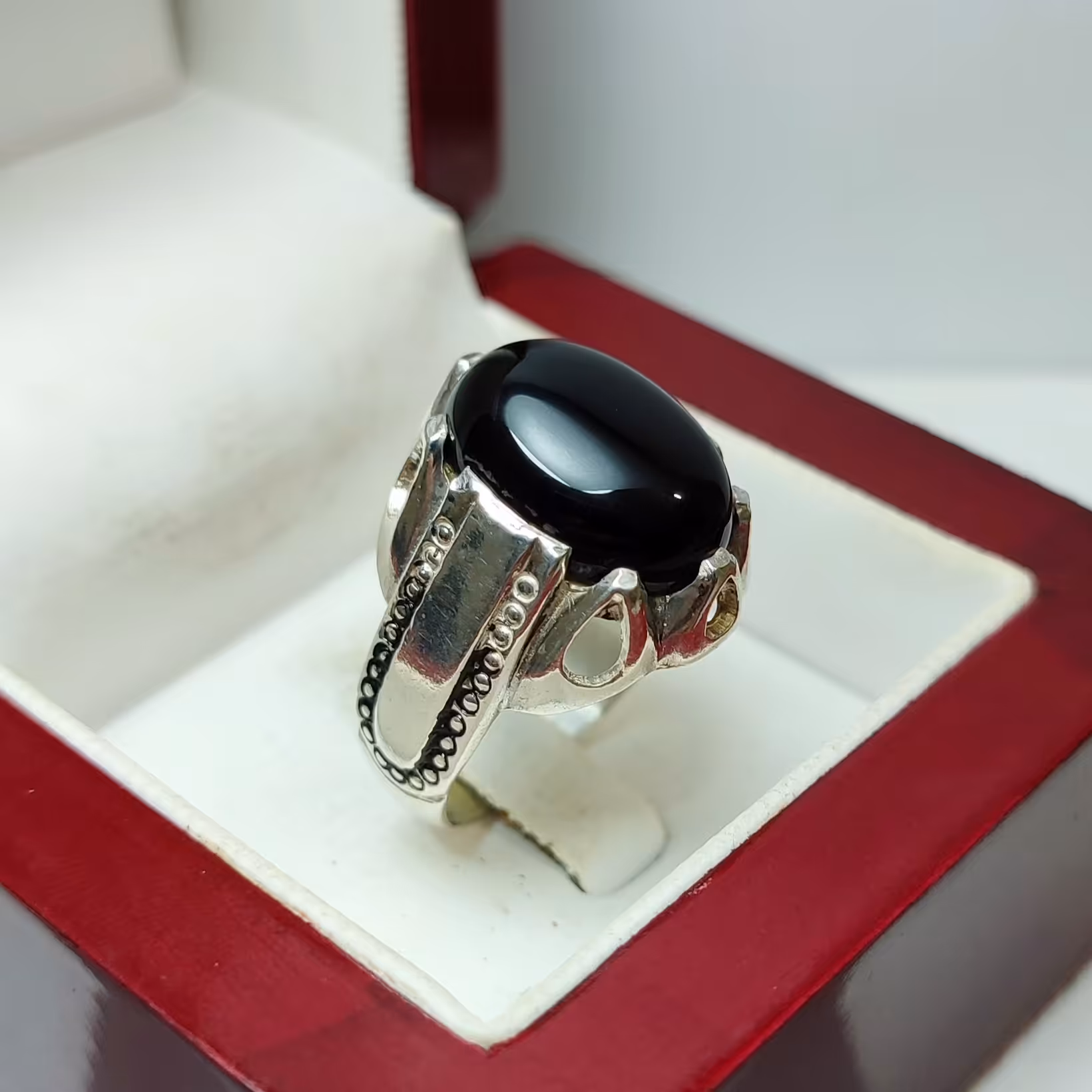 انگشتره نقره اونیکس مردانه.