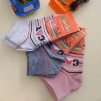 جوراب  پسرانه سایز 3 تا 4 ساله  