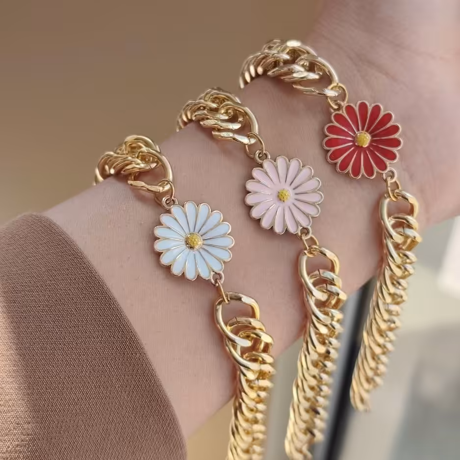 دستبند طرح گل