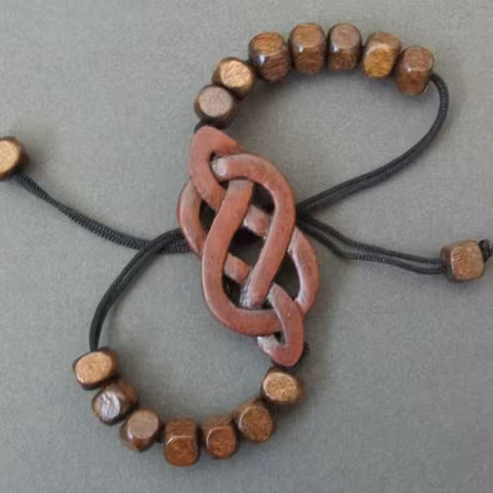 دستبند چوبی