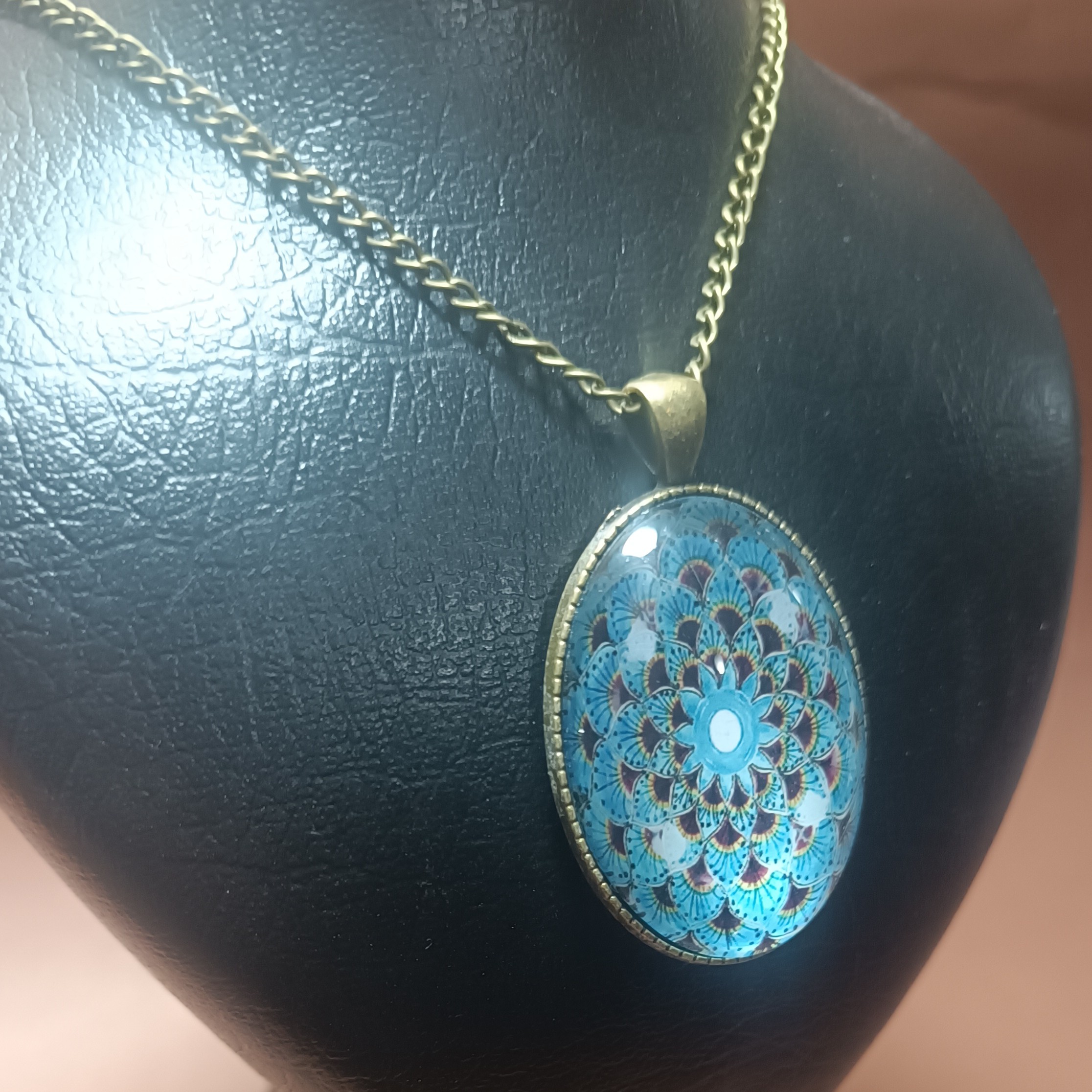 گردنبند رومانتویی  فروشگاه آیسان