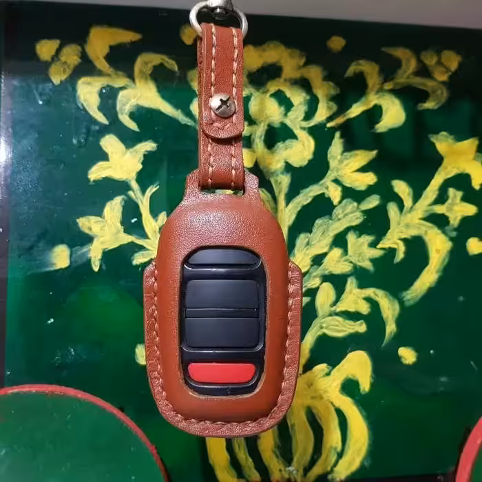 محافظ چرمی سویچ و ریموت، سبک، مقاوم و بسیار کاربردی در همه نوع رنگ و متناسب با همه سلیقه