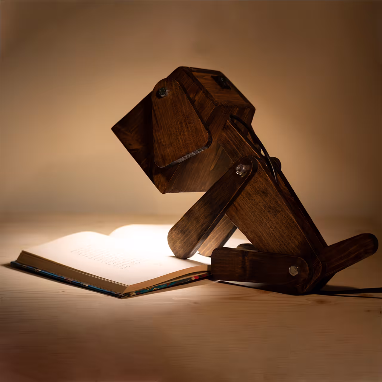 چراغ مطالعه چوبی طرح سگ مدل Dog Light
