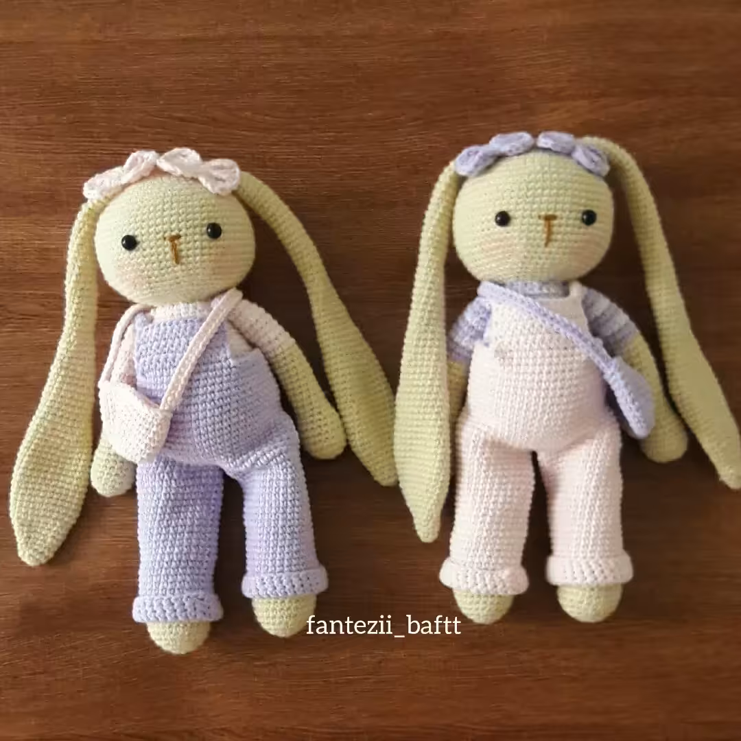 عروسک بافتنی خرگوش باغبان 