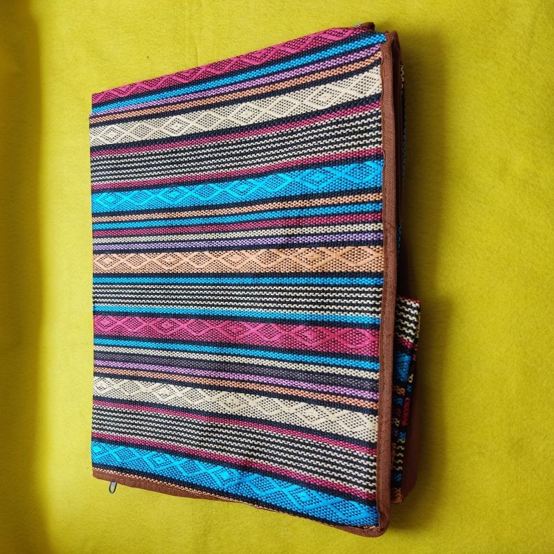 بقچه زیپدار طرح جاجیم سایز 3