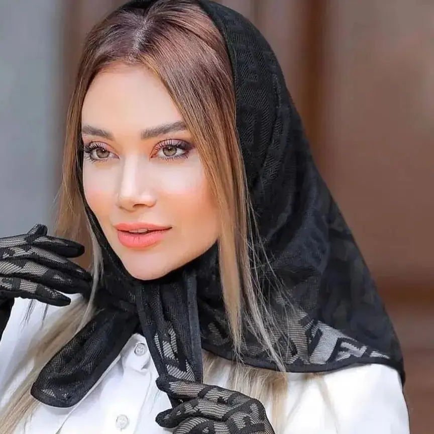 روسری مینی اسکارف در بیش از ده طرح و مدل متنوع جدید