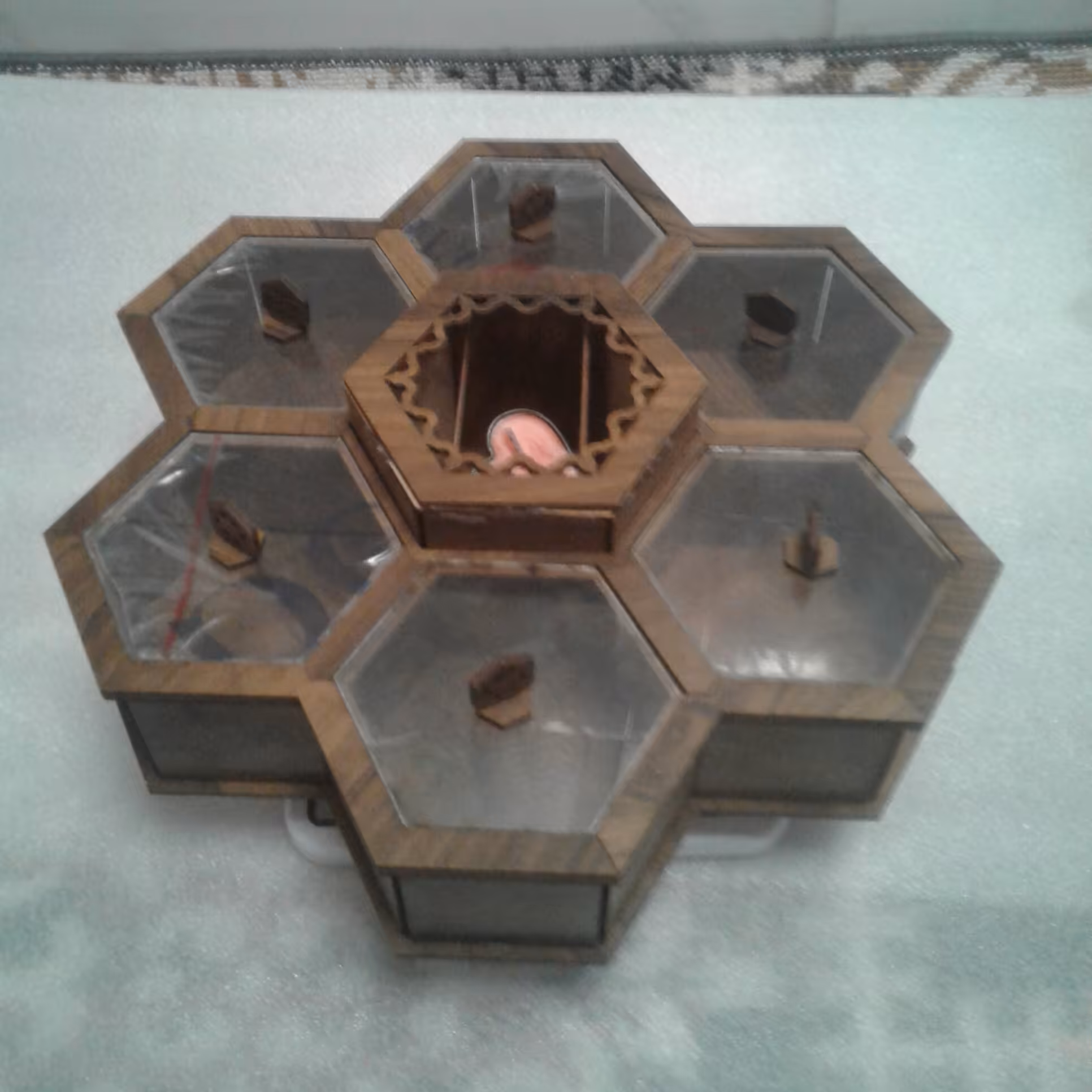 کد822 - جاتیبگ  - تی بگ - تیببگ - جا تیبگ - تیبگ گرد - تی بگ چوبی - تی بگ لونه زنبور