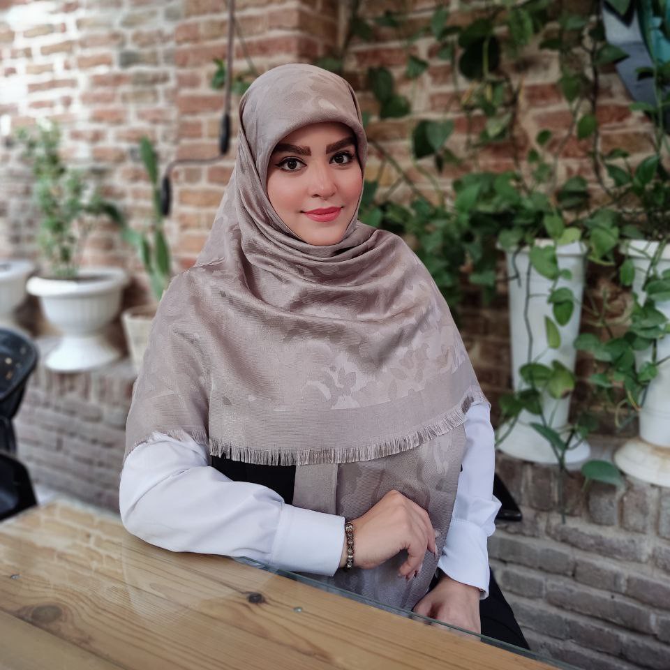 روسری دورو لمه دار وارداتی نخ ابریشم ژاکارد قواره 140 رنگ نسکافه ای