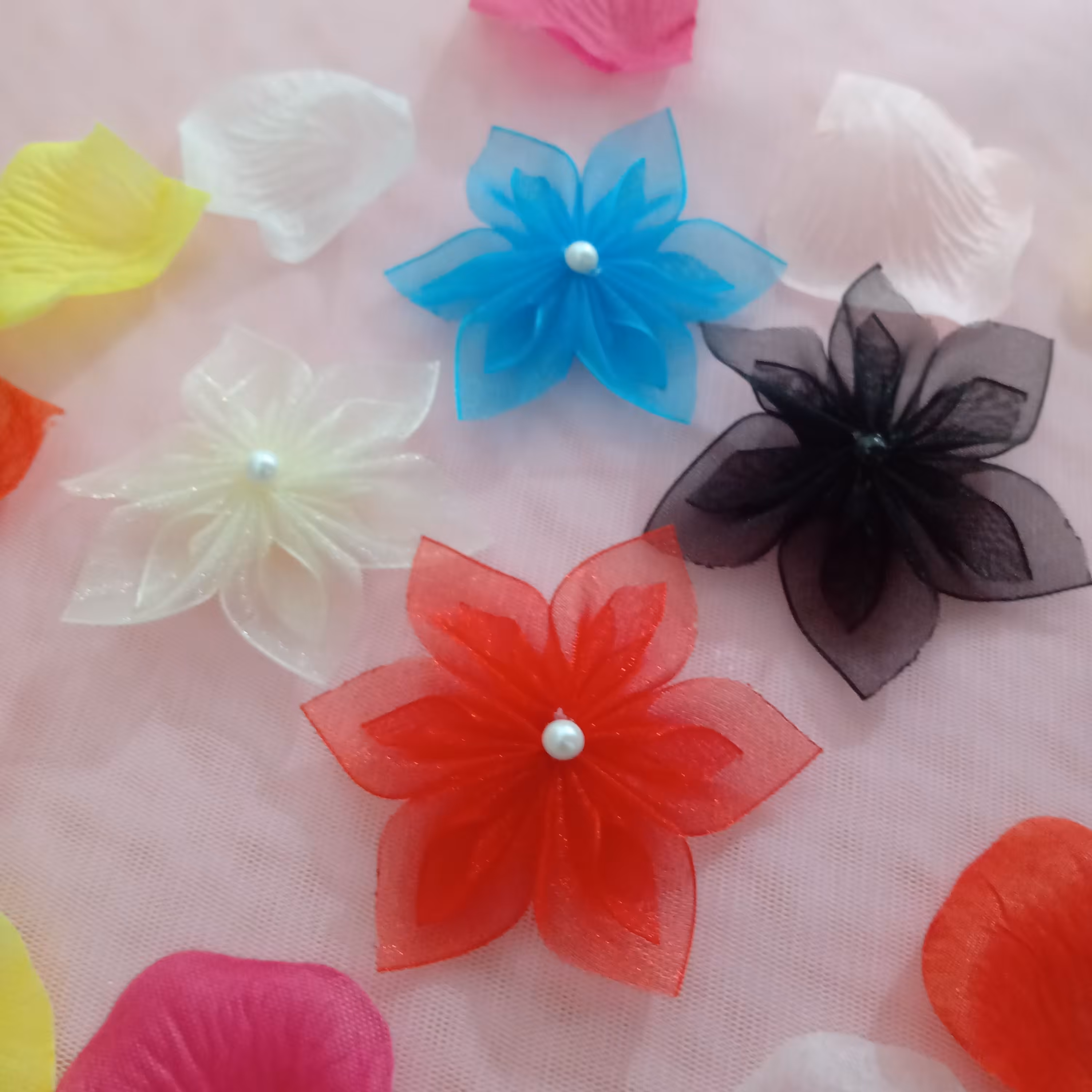 گل تزیینی حریر 105