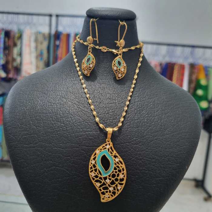 نیم ست رنگ ثابت طرح طلاعیار18کیفیت عالی ارسال رایگان کد12