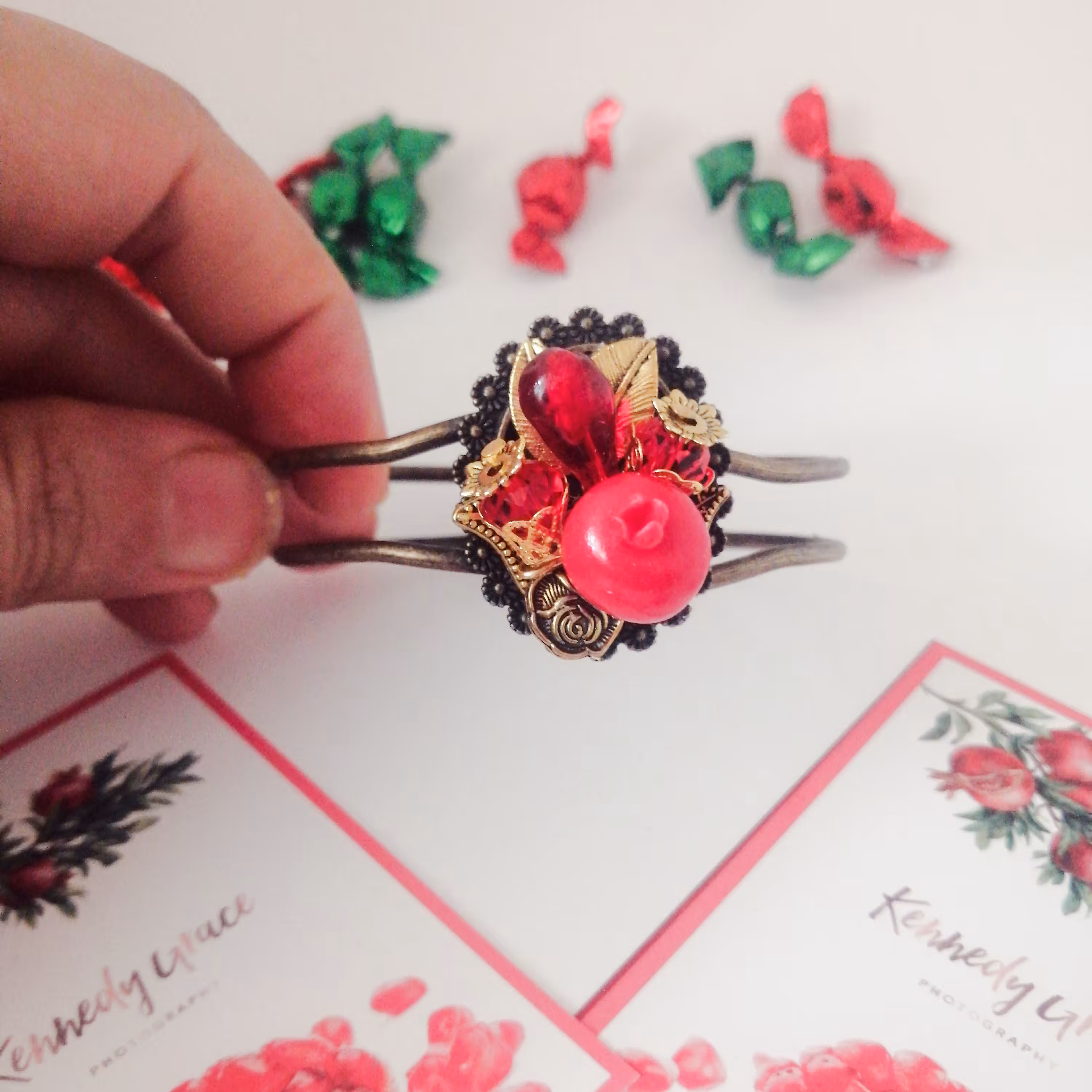 دستبند سینی انار یلدایی