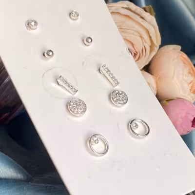 پک گوشواره دخترانه وارداتی اکسسوری دخترانه جذاب برای کادو تولد