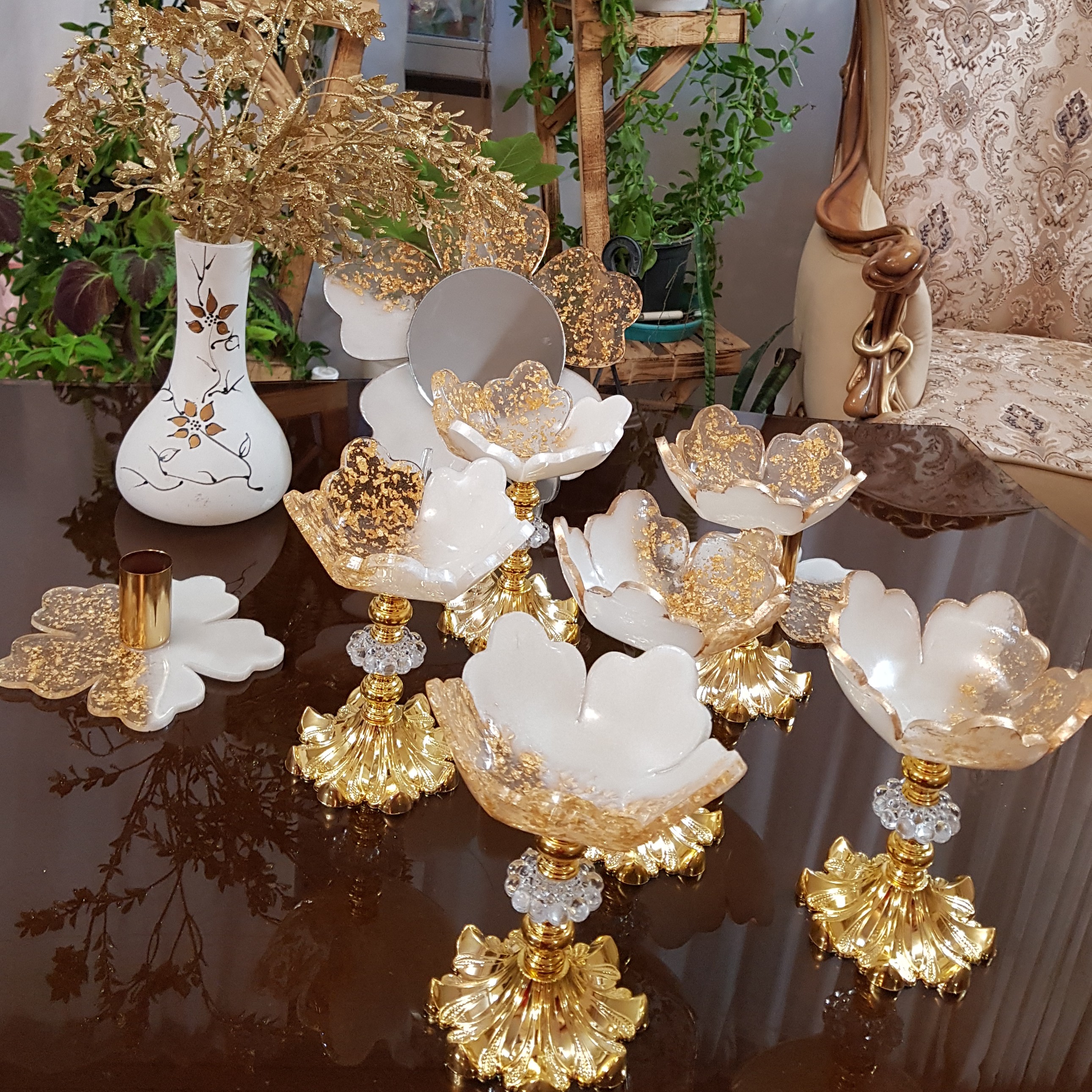 هفت سین رزین و ورق طلا  پایه بلند 