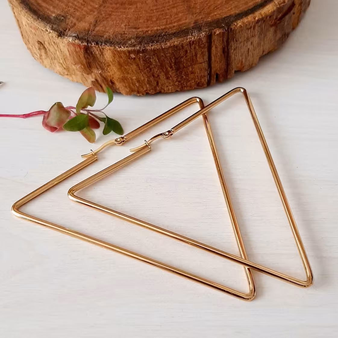 گوشواره استیل مثلثی QR186