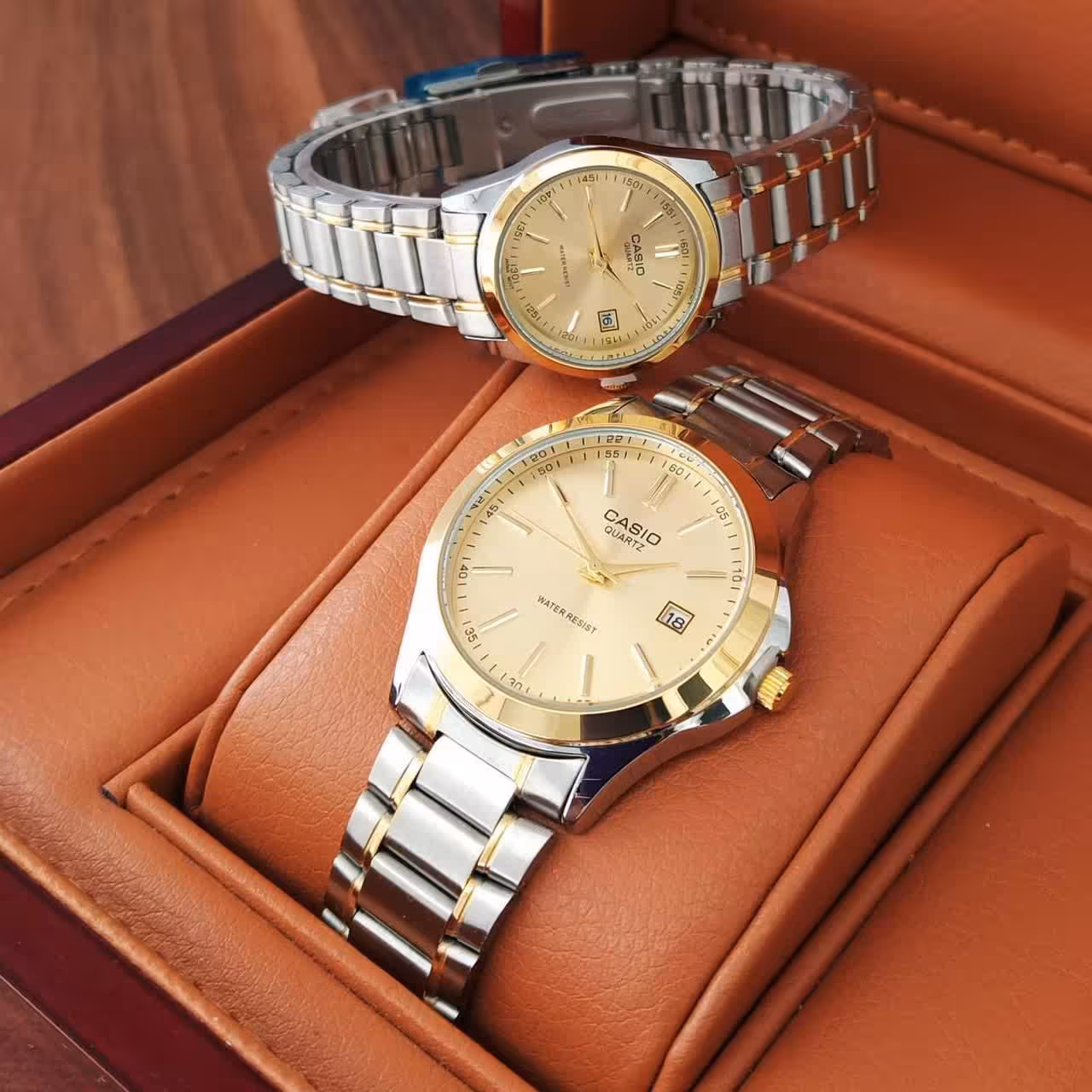 ساعت ست طرح کاسیو مردانه و زنانه +بند استیل +دارای گارانتی + casio