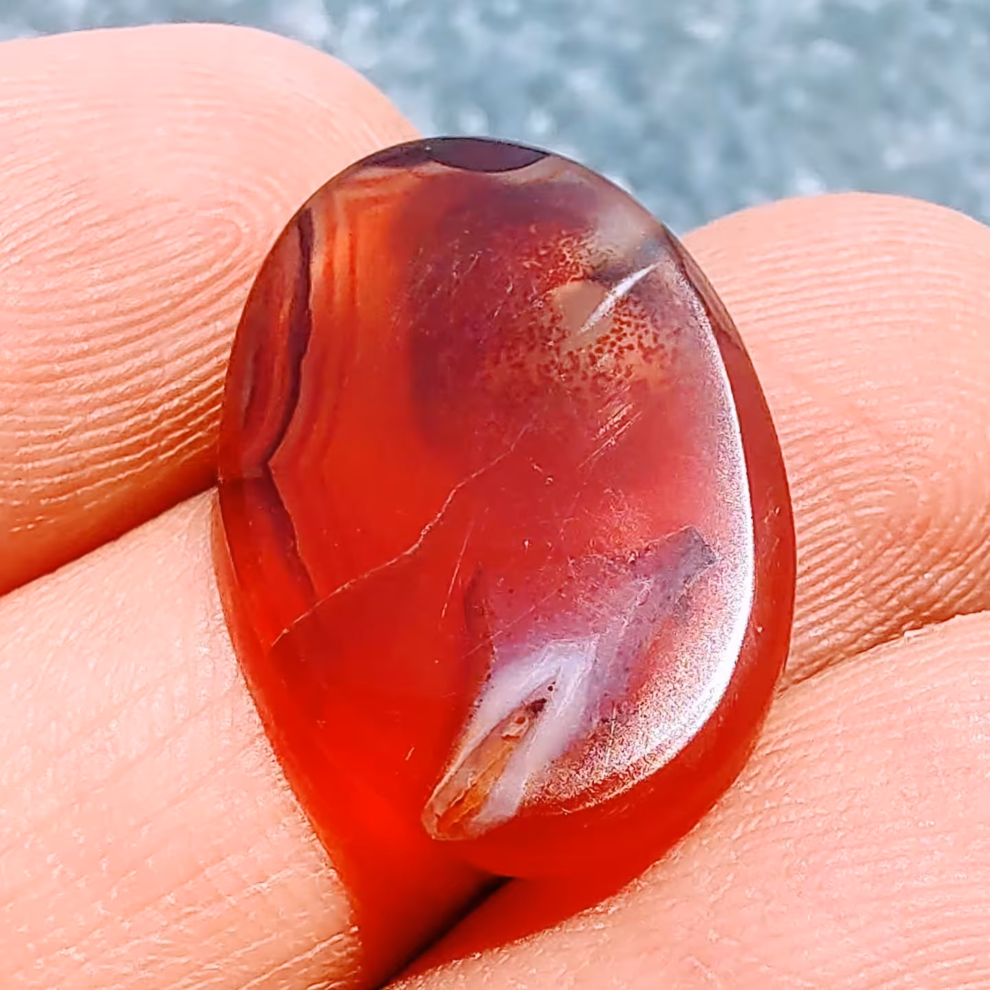 نگین عقیق سرخ خور طبع یمانی با رنگ عاااااااااااااااالی 