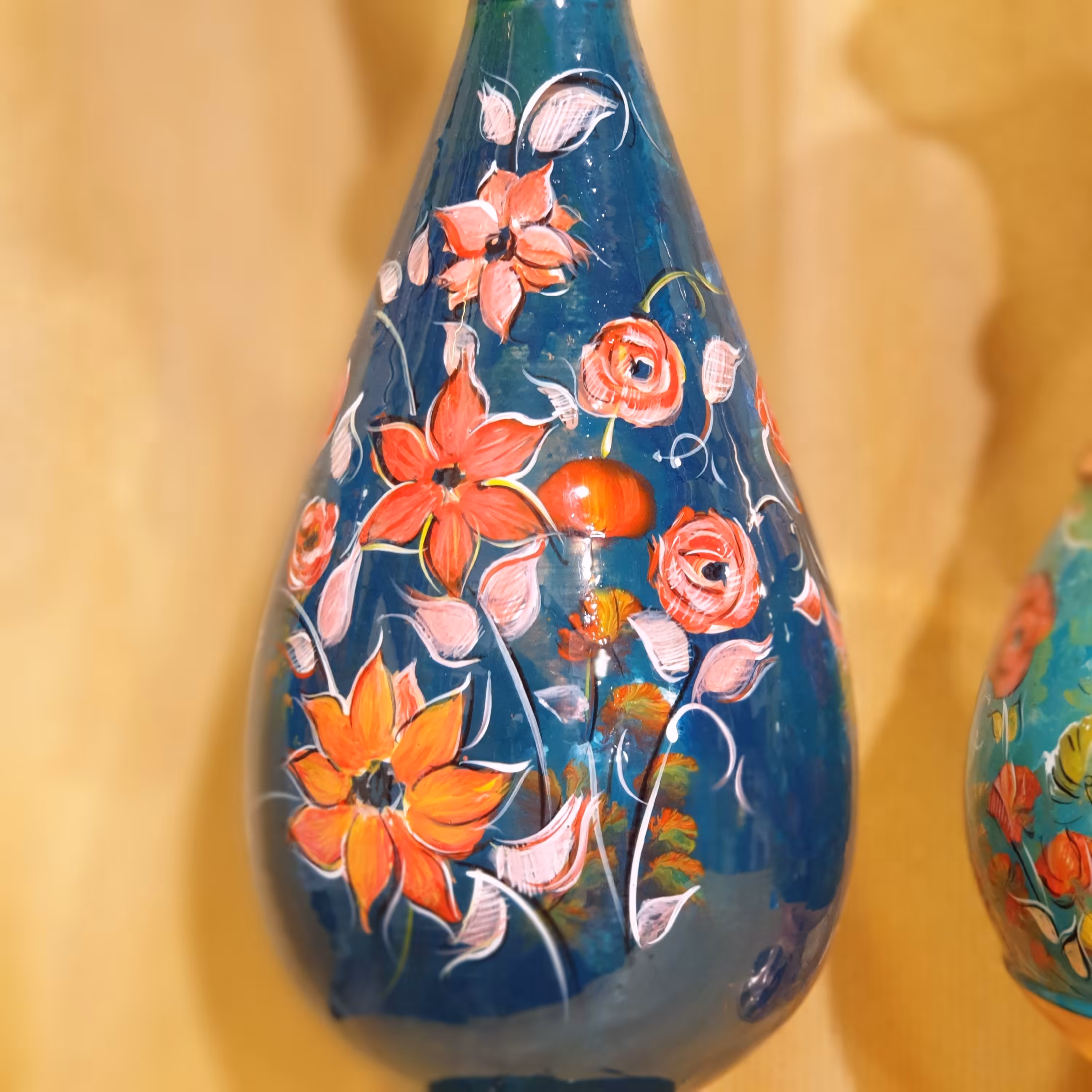 گلدان مسی نقاشی بی نظیر تک نسخه اثر استاد نیکبخت تلفیقی آبرنگ مینیاتور  30 سانتی