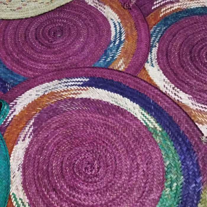 سفره حصیری  100 سانتیمتری رنگی طرح رنگین کمانی