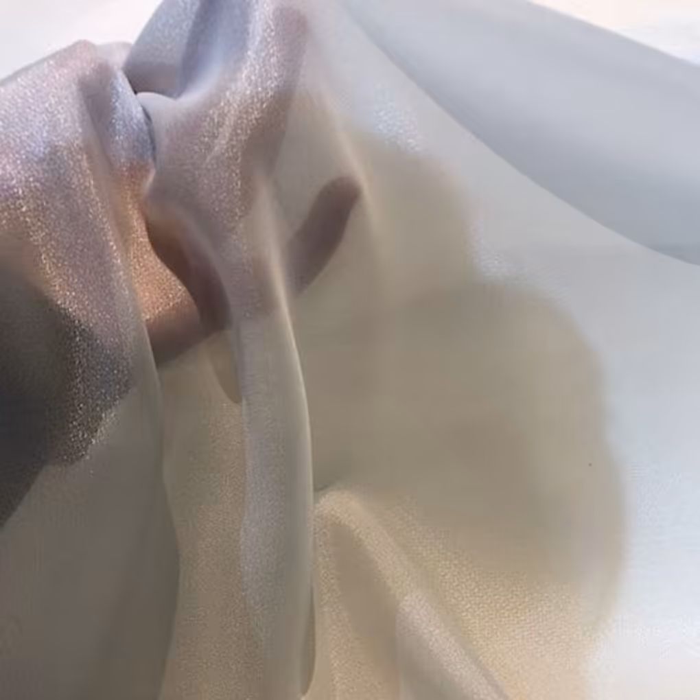 حریر کرپ شاین با کیفیت رنگ کرم مناسب پرده تمام فضا های منزل هر یک متر در ارتفاع دلخواه تا 290