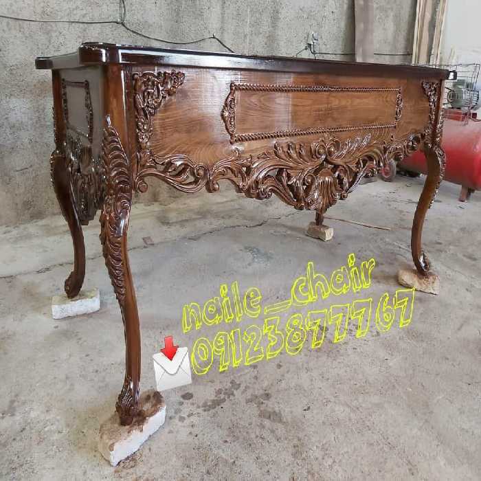 میز طرح اریکا