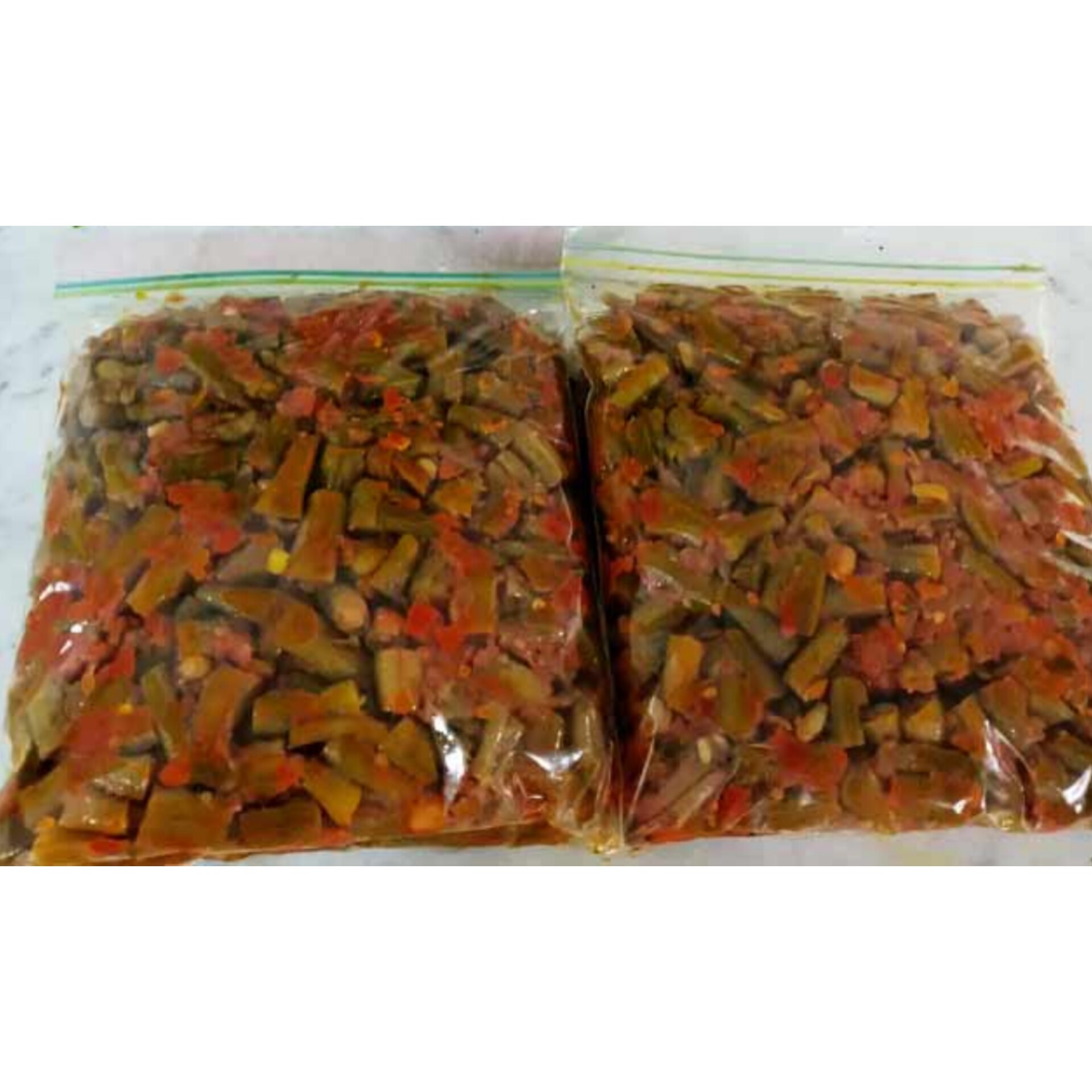لوبیا سبز و پوره گوجه فرنگی