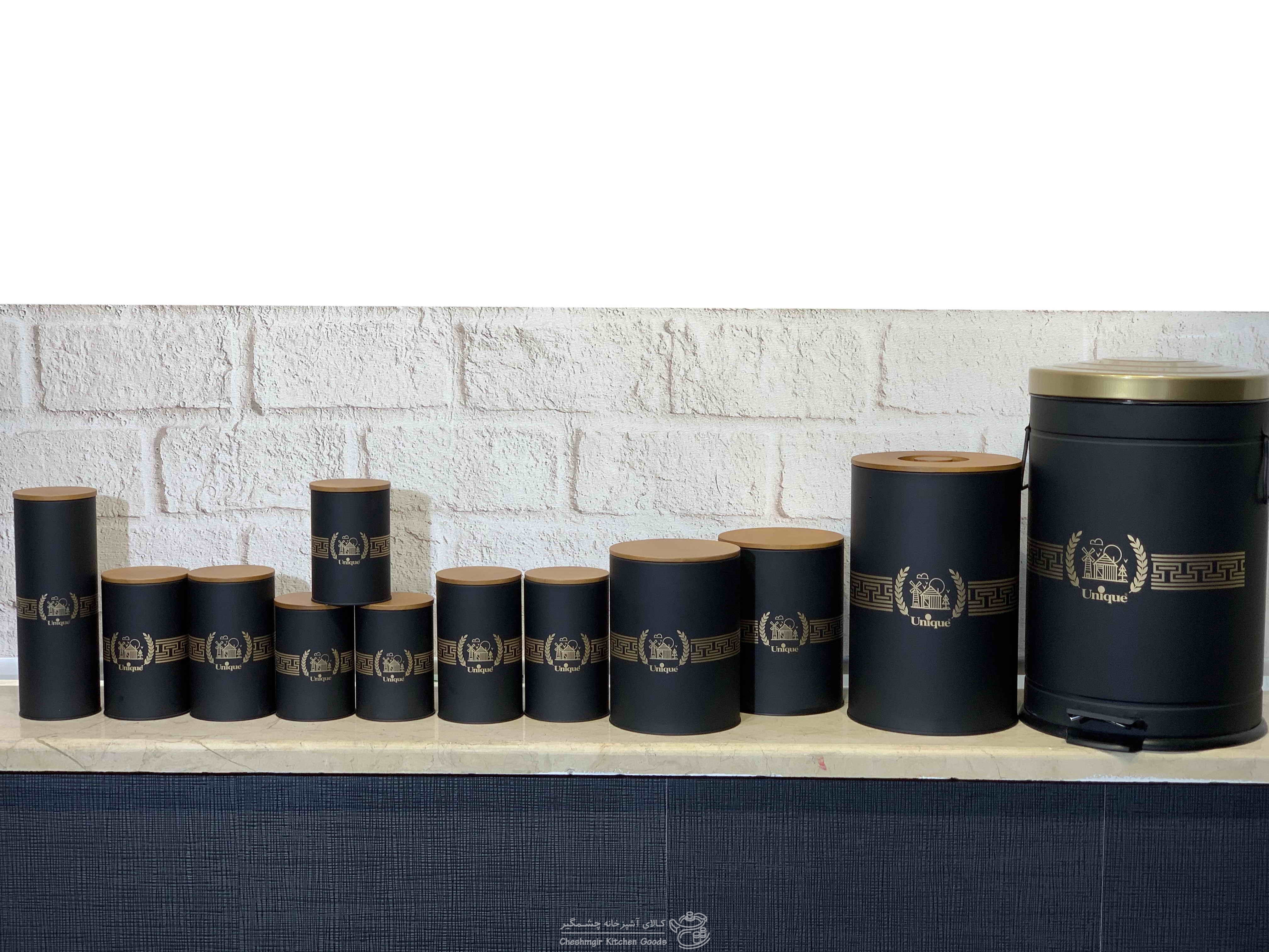 سرویس 12 پارچه مشکی ورساچه یونیک مدل UN-8017