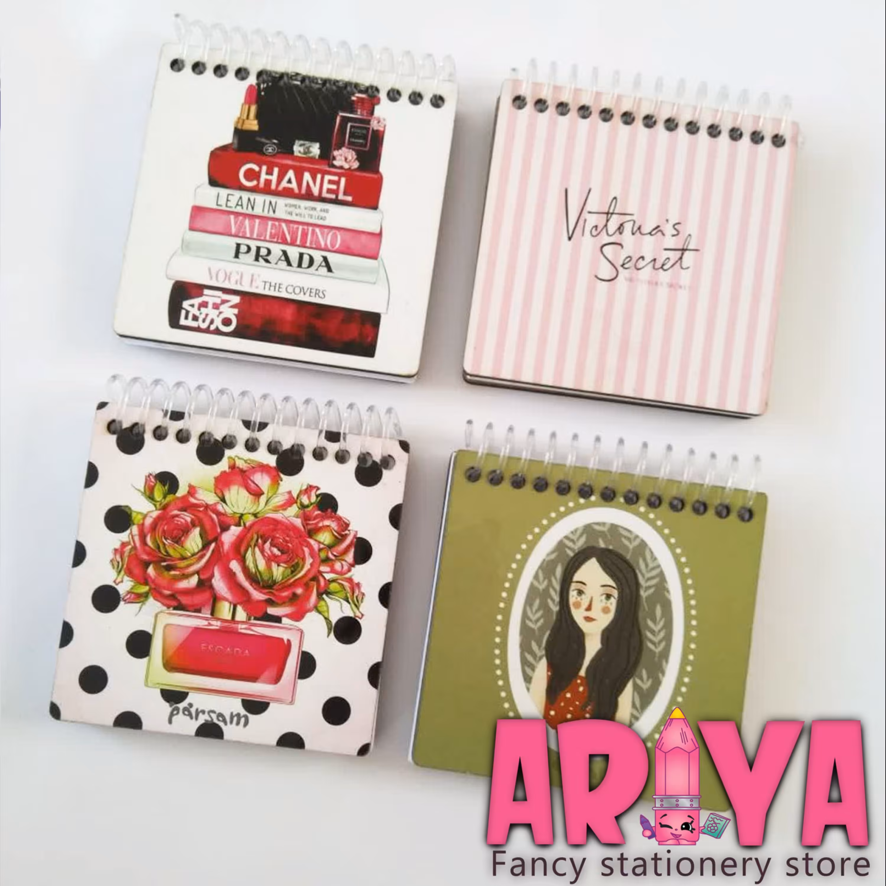 دفترچه مربع چوبی فنری 10 در 10