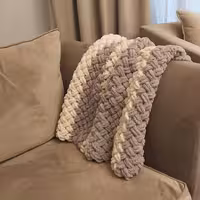 شال مبل پافیِ مریم بانو، سایز 90در90، دو رنگ بافت حصیریِ دو رنگ ،فوق  العاده نرم و گرم بدون پرزدهی