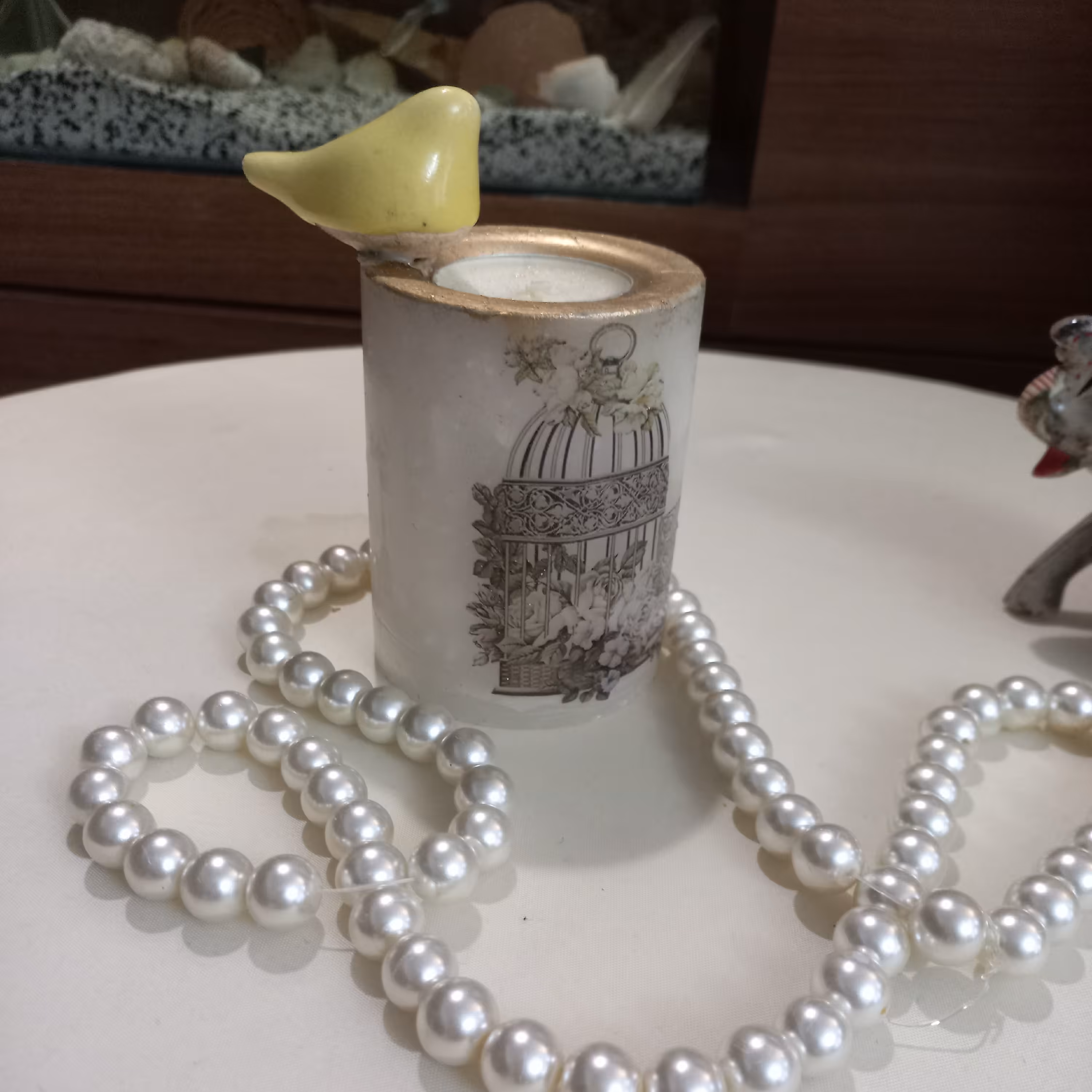 شمع استوانه ای مرغ آمین