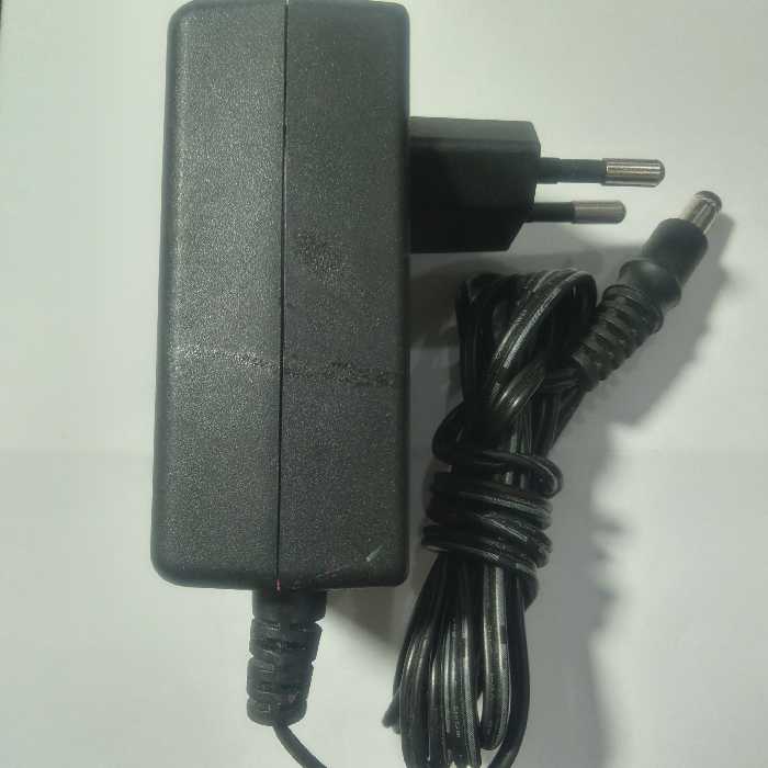 آداپتور 12 ولت  2 آمپر   ارسال رایگان