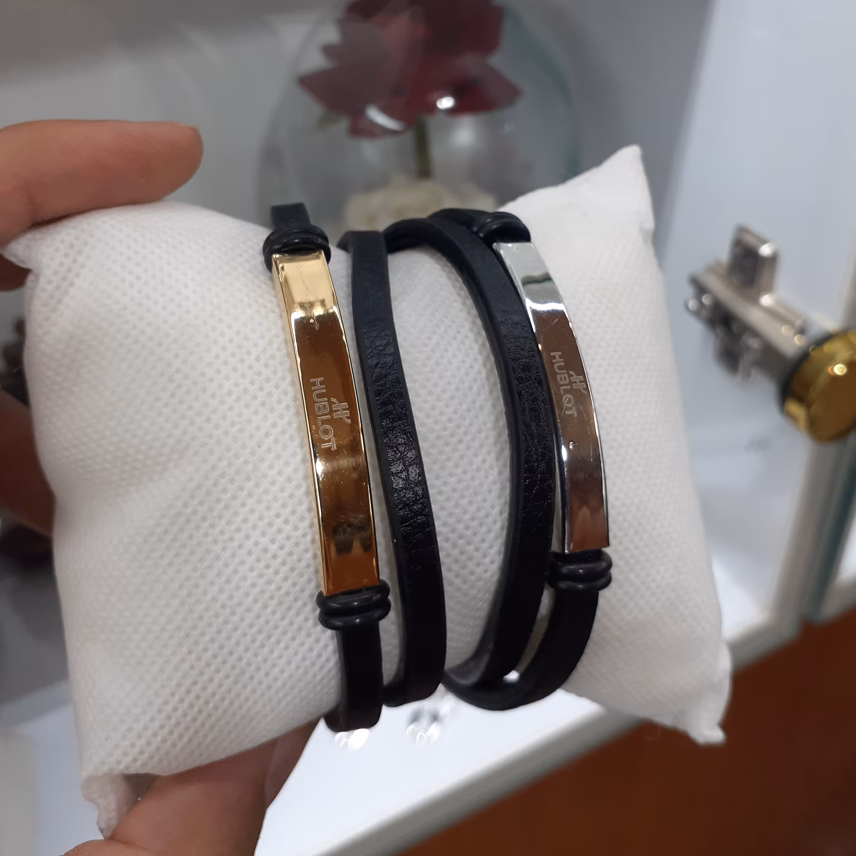 دستبند چرم دولاین با پلاک و قفل استیل در 4 رنگ مختلف