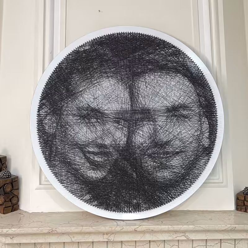 تابلو میخ و نخ 