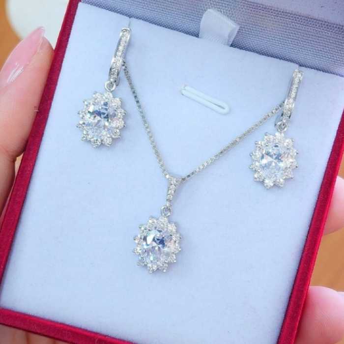 نیمست نقره تک تاش میکرو (با زنجیر)با عیار استاندارد 925 و آبکاری طلاسفید